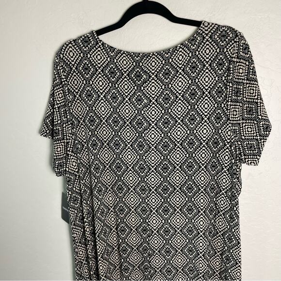 Torrid Ditsy Tribal Print Maxi Super Soft Slit Dress 2X NWT 40360865 Maxi Dress - Picture 8 of 15